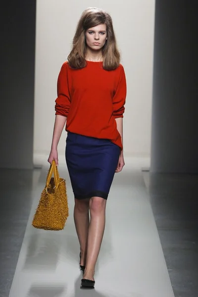 Look 14